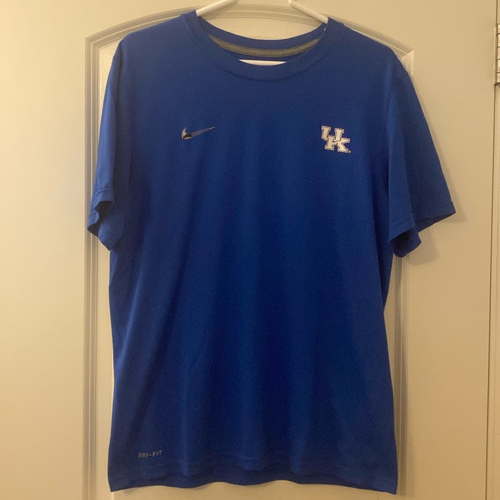 Nike Dri-Fit University of Kentucky T-Shirt Size Medium